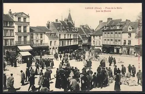 AK Laigle, Place de la Halle, Jour de Marché