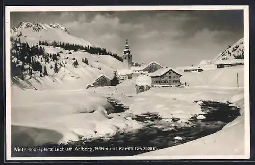 AK Lech am Arlberg, Winterliche Ortsansicht mit Karspitze