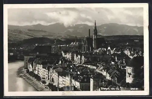 AK Steyr /Ob.-Oe., Teilansicht mit Kirche