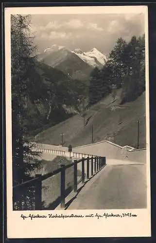 AK Gr. Glockner, Hochalpenstrasse mit Gr. Glockner