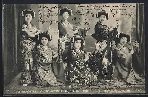 AK Dresden, Internationale Hygiene Ausstellung 1911, Ostasiatische Ecke, Japanische Geishas