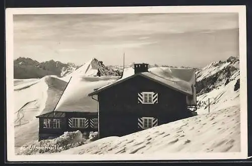 AK Ulmerhütte, Berghütte mit Panorama im Schnee