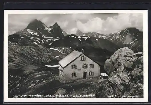 AK Leutkircherhütte, Berghütte gegen Bacher-Weisschrofen