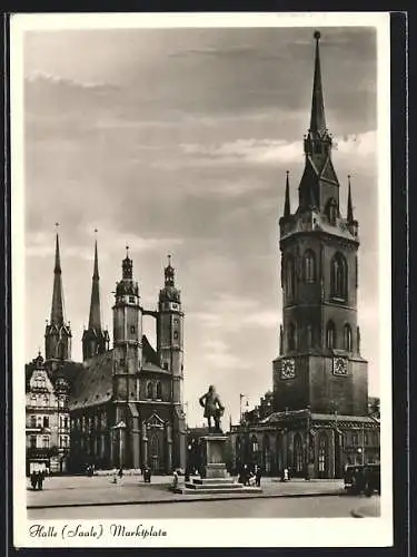 AK Halle / Saale, Blick auf den Marktplatz