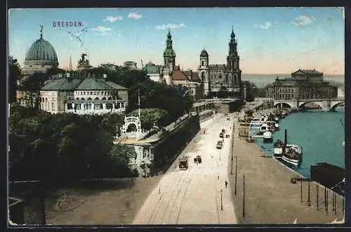 AK Dresden, die Brühl`sche Terrasse, Elbquai, Strassenbahn, Kath. Hofkirche, Frauenkirche