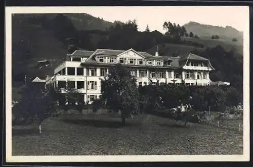 AK Erlenbach i. S., Pension und Blick auf den Berghang