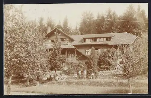 Foto-AK Pfäffikon, Gasthaus Waldfrieden im Sonnenschein