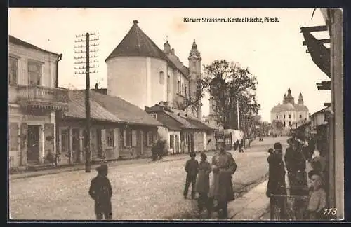 AK Pinsk, Kiewer Strasse mit Kosteolkirche