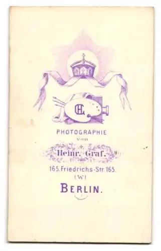 Fotografie Heinr. Graf, Berlin, Friedrichstrasse 165, Garde-Soldat Einjährig Freiwilliger in Uniform