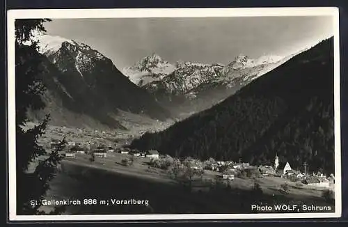 AK St. Gallenkirch /Vorarlberg, Teilansicht mit Bergen