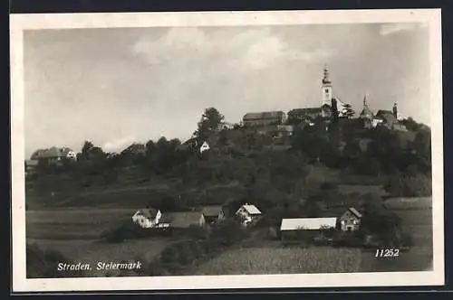 AK Straden /Steiermark, Teilansicht mit Kirche