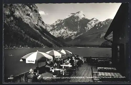 AK Eisenerz /Stmk., See-Restaurant Leopoldsteinersee, Bes. Albina Stegmüller, Terrasse gegen Pfaffenstein