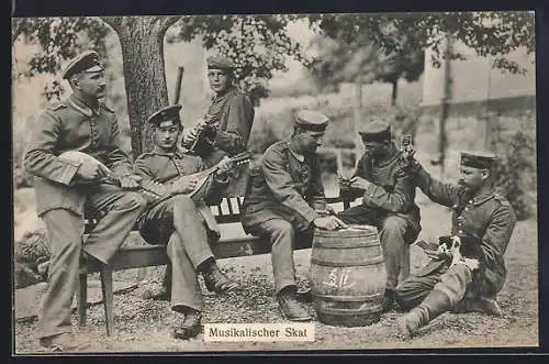 AK Soldaten musizieren mit Ukulele, andere spielen Skat