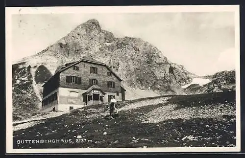 AK Guttenberghaus, Berghütte mit Panorama