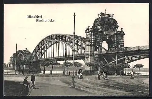 AK Düsseldorf, Strassenpartie unter der Rheinbrücke