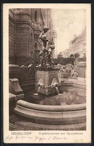 AK Düsseldorf, Kinderbrunnen am Gymnasium