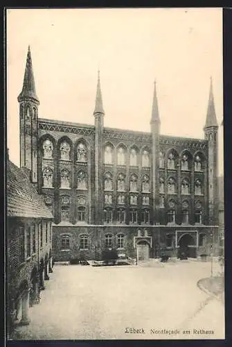 AK Lübeck, Nordfacade am Rathaus