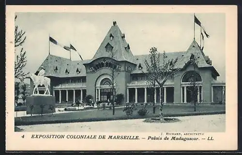 AK Marseille, Exposition Coloniale 1922, Palais de Madagascar