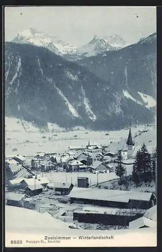 AK Zweisimmen, Ortsansicht mit Bergpanorama im Winter