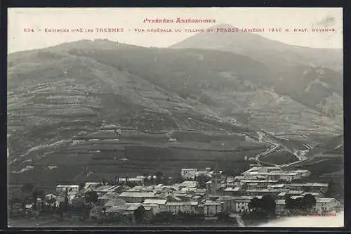 AK Prades, Vue générale du village et des montagnes environnantes