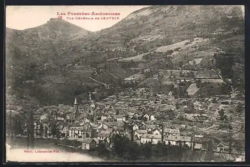 AK Sentein, Vue générale du village pyrénéen et des montagnes environnantes