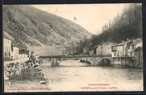 AK Lacour, près St-Girons, Le Pont et rivière majestueuse