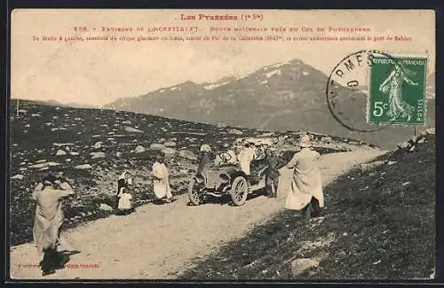 AK L`Hospitalet, Route nationale près du Col de Puymorens avec voiture et montagnes des Pyrénées