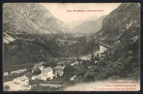 AK Ussat-les-Bains, Vue panoramique prise de Loubières dans les Pyrénées Ariégeoises