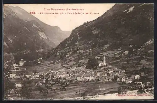 AK Aulus-les-Bains, Vue générale du village et des montagnes environnantes