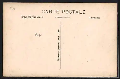 AK Pamiers, Boulevard des Usines avec allée ombragée et promeneurs