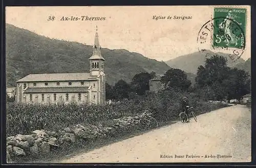 AK Ax-les-Thermes, Église de Savignac avec route et cycliste