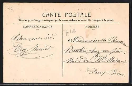 AK Ax-les-Thermes, Église de Savignac avec route et cycliste