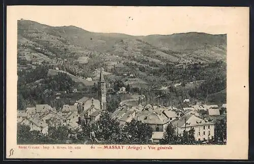 AK Massat, Vue générale du village et des collines environnantes