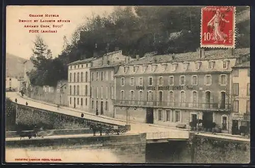 AK Foix, Vue du Grand Hôtel Rousse Benoît près du pont