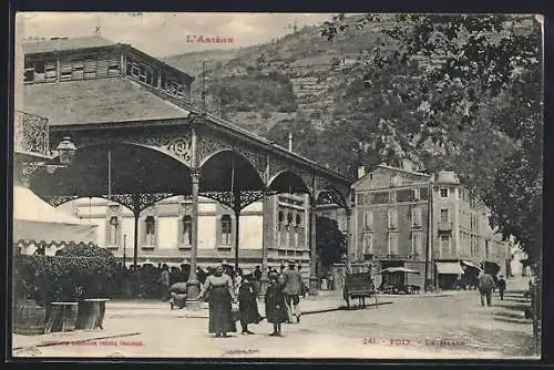 AK Foix, La Halle et animation de rue animée