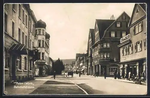 AK Aalen i. Württ., Blick in die Bahnhofstrasse