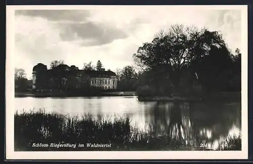 AK Riegersburg im Waldviertel, Blick auf das Schloss