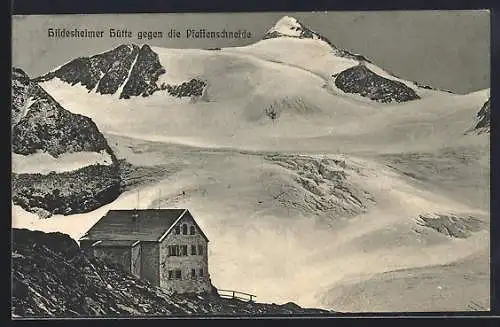 AK Hildesheimer Hütte gegen die Pfaffenschneide, Aussenansicht der Berghütte mit Blick zum Berg