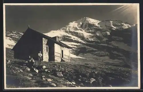 AK Geraerhütte am Zillertaler Ferner, Blick zum Gipfel