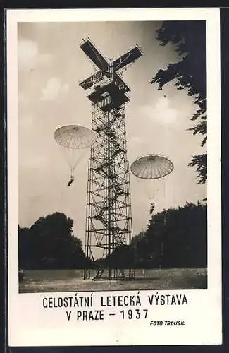 AK Prag, Celostána letecká výstava, 1937, Fallschirmspringer beim Sprung von einem Turm