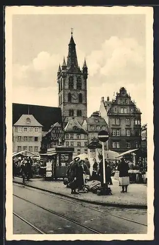 AK Trier, Marktplatz mit Wochenmarkt