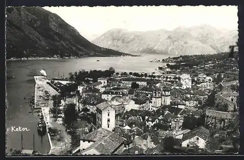 AK Kotor, Teilansicht am Ufer