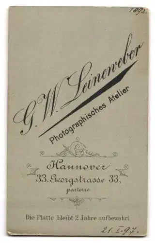 Fotografie G. W. Leineweber, Hannover, Georgstrasse 33, Porträt eines Mannes mit Bart