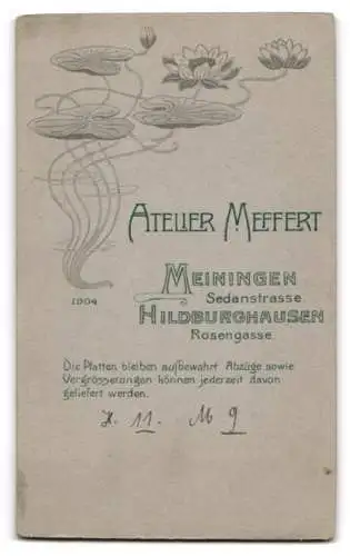 Fotografie Atelier Meffert, Meiningen, Sedanstrasse, Zwei Jungen in Anzügen