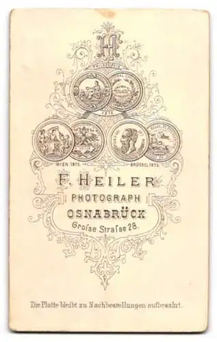 Fotografie F. Heiler, Osnabrück, Grosse Strasse 28, Porträt einer jungen Frau