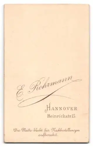 Fotografie E. Rohrmann, Hannover, Heinrichstr. 15, Portrait einer jungen Frau