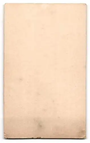 Fotografie Fritz Justen, Duisburg, Königstrasse 42, Porträt eines Herren