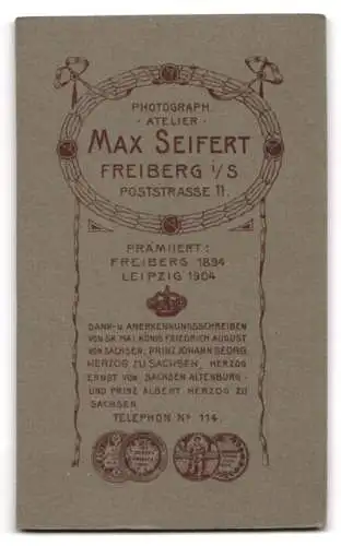 Fotografie Max Seifert, Freiberg, Poststrasse 11, Junger Mann im Anzug
