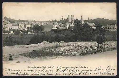 AK Cinq-Mars-la-Pile, Vue générale prise de la Gare