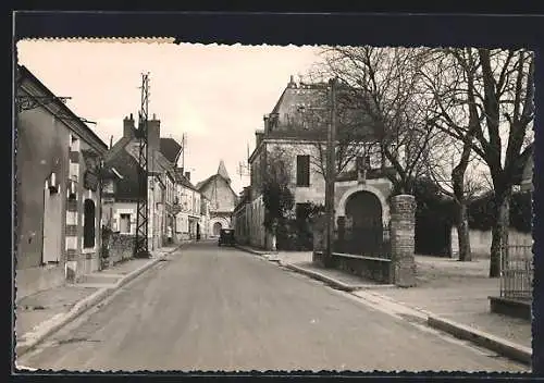 AK Continvoir, Rue principale avec bâtiments et arbres en hiver